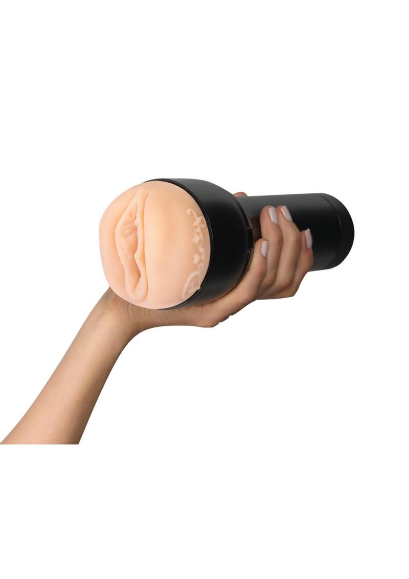 Feel Dainty by Kiiroo Dainty Wilder Signature Male Masturbator