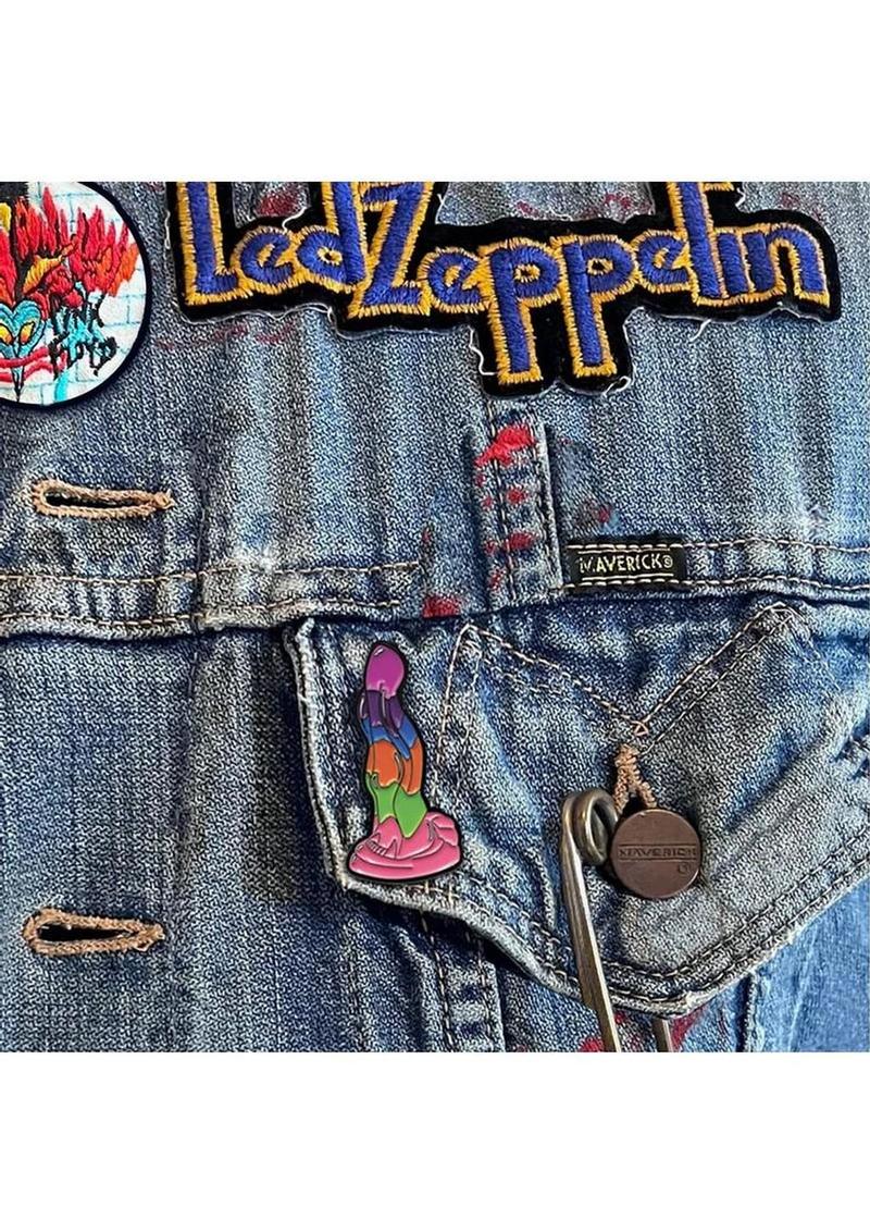 Alien Nation Enamel Pin Lick of the Lair