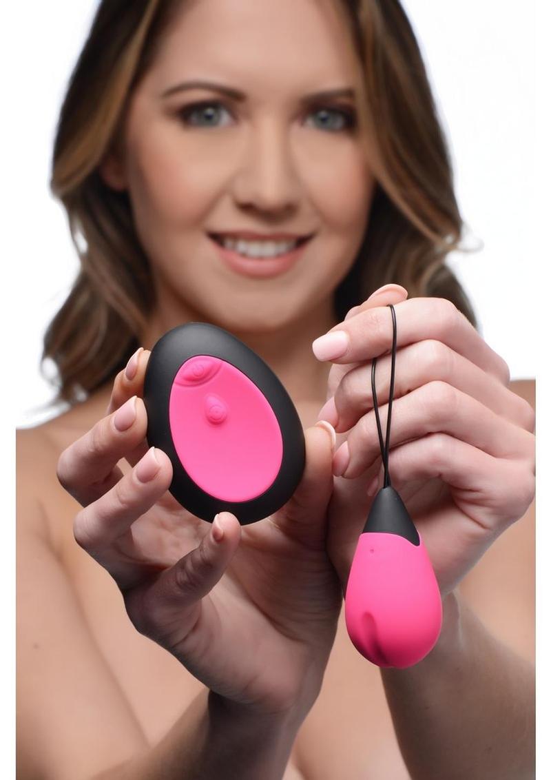 Bang! 10x Rechargeable Silicone Vibrating Egg With Remote Control
