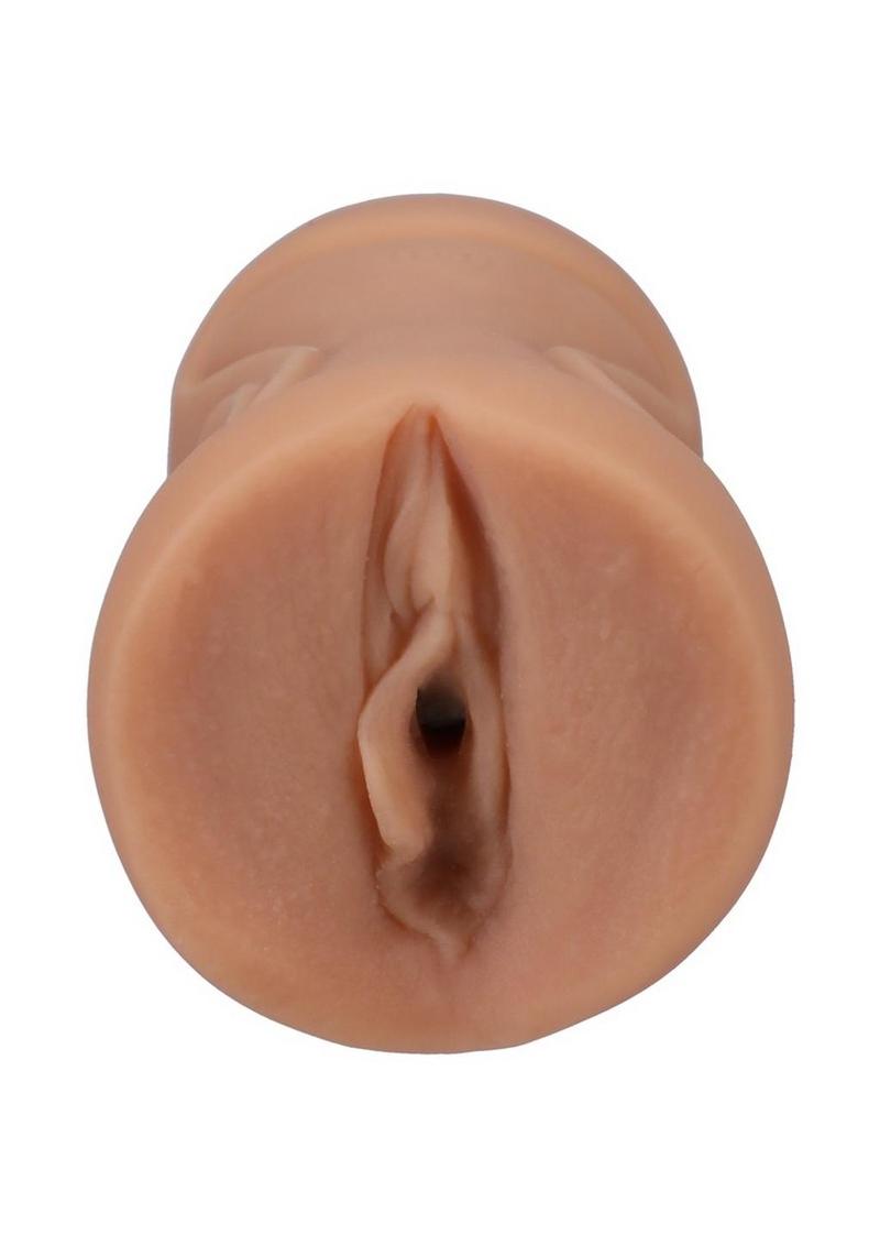 Signature Strokers Cindy Starfall UltraSkyn Pocket Pussy